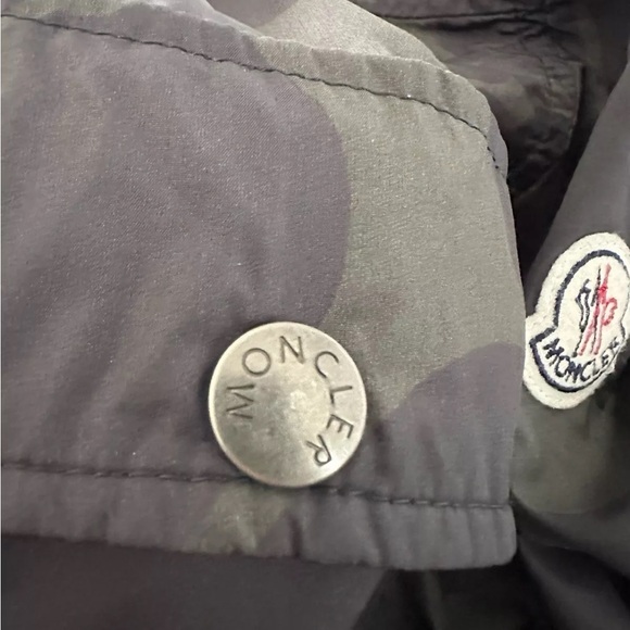 Moncler jacket - Picture 14 of 15